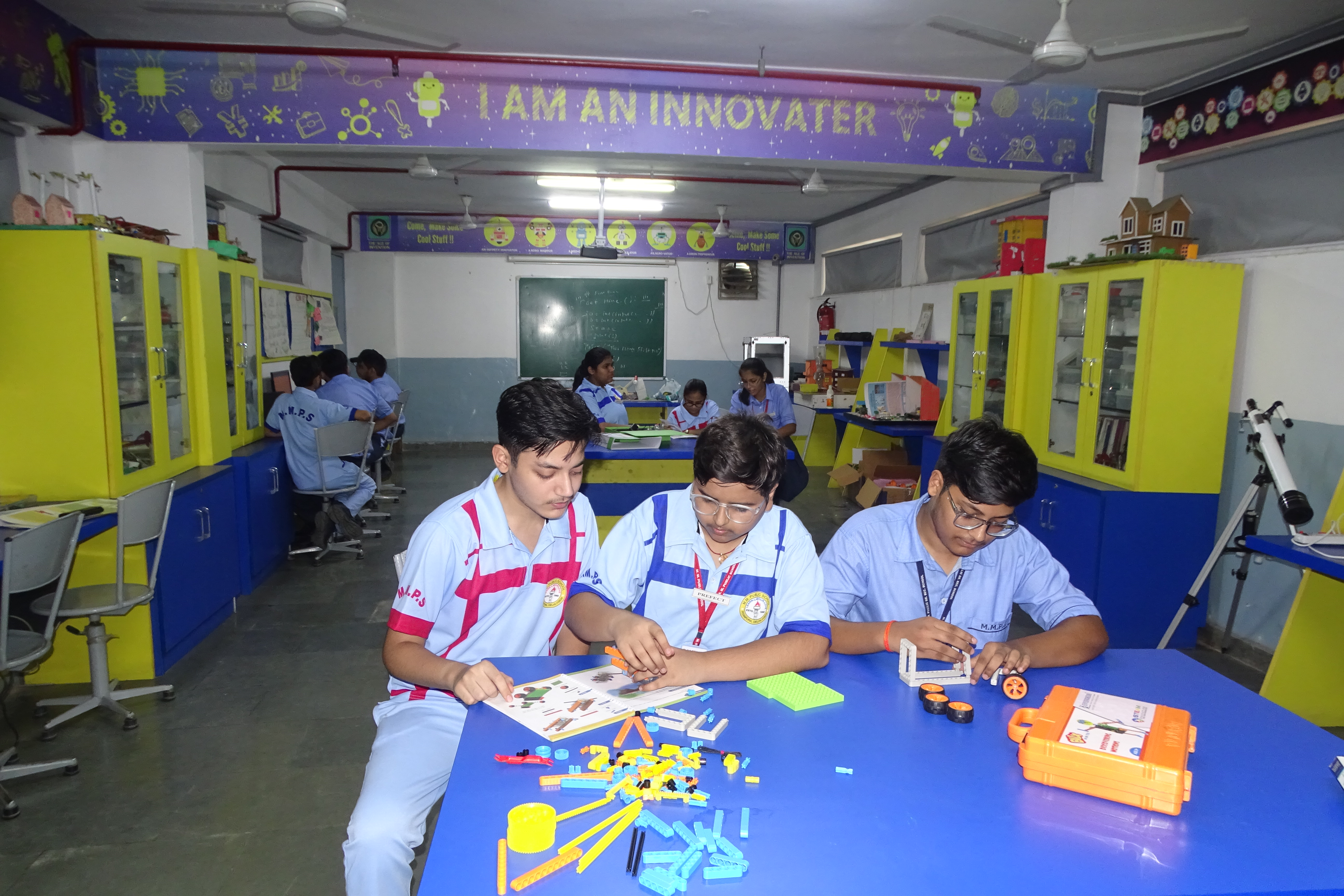  AT Lab